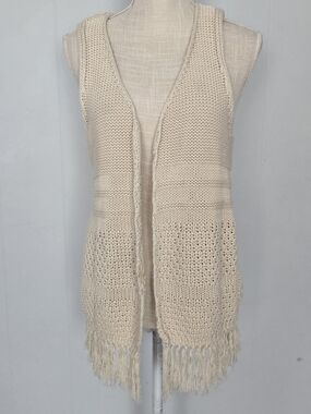 Love By Design Cream Knit Fringe-Trim Sleeveless Cardigan
